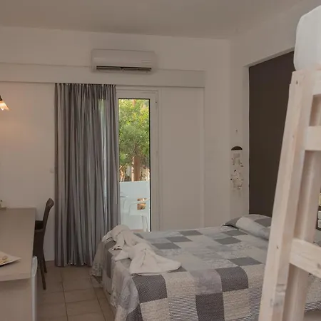 Fragiskos 3*